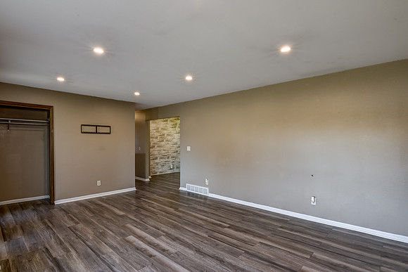 02 - Living Room-3