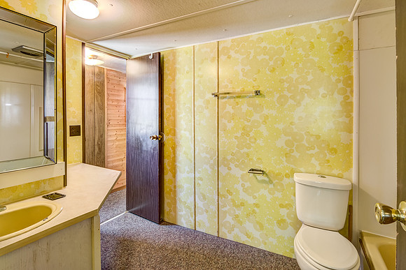 07 - Primary Bathroom-2