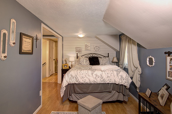 06 - Primary Bedroom-2