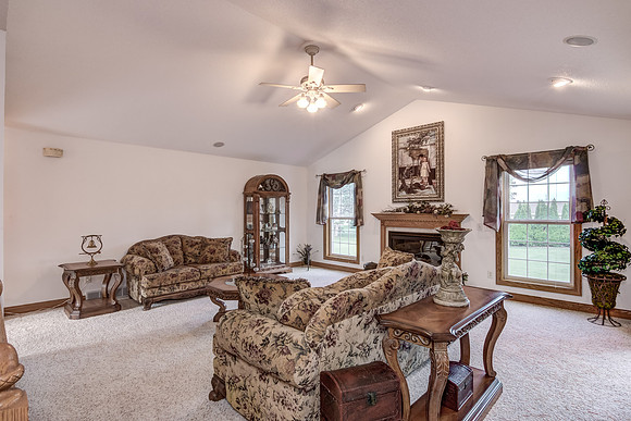02 - Living Room-1