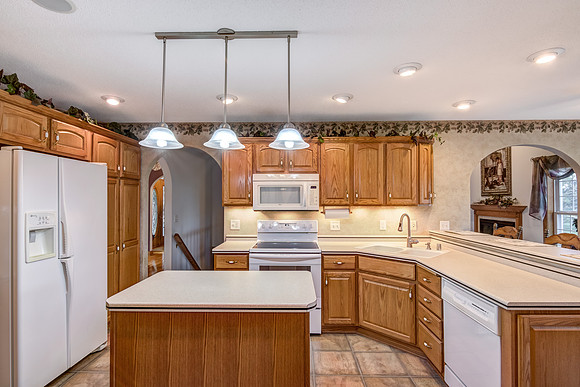 03 - Kitchen-3-Edit