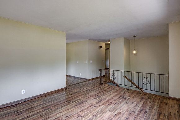 02 - Living Room-3