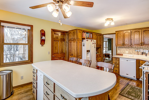 03 - Kitchen-3