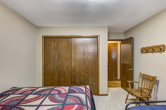 10 - Main Level Bedroom - 3-2