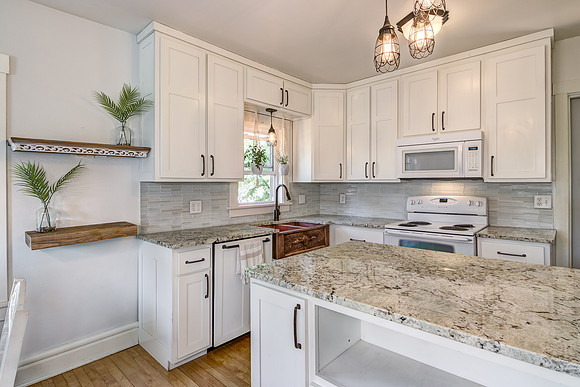 03 - Kitchen-5