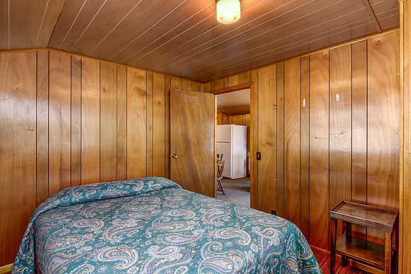 10 - Main Level Bedroom - 3-2