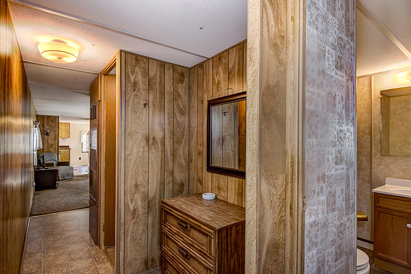 16A - Interior-1