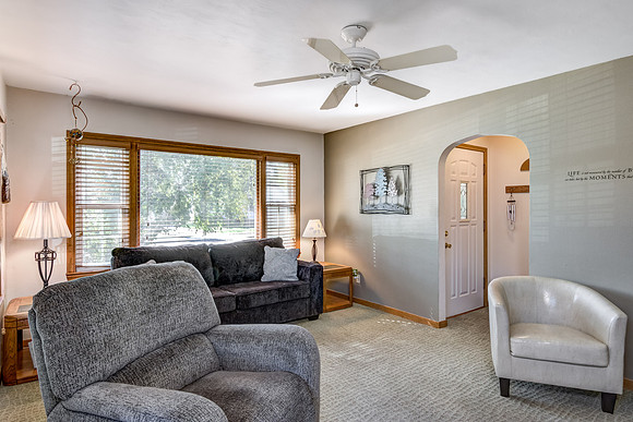 02 - Living Room-3