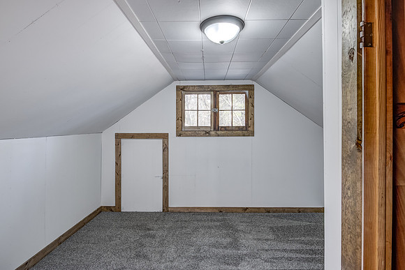 11 - Upper Level Bedroom - 2-2