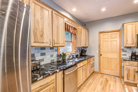 03 - Kitchen-6