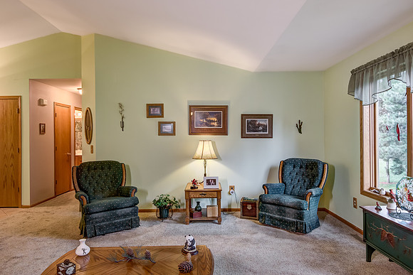 02 - Living Room-4