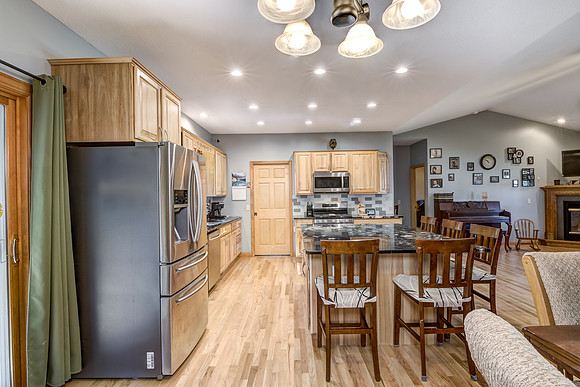 03 - Kitchen-4
