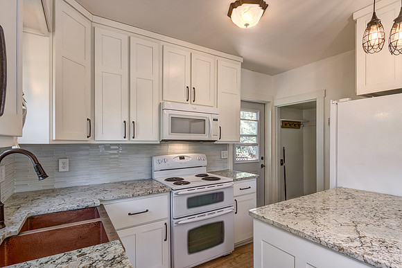 03 - Kitchen-4