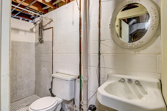 12b - Bathroom-2