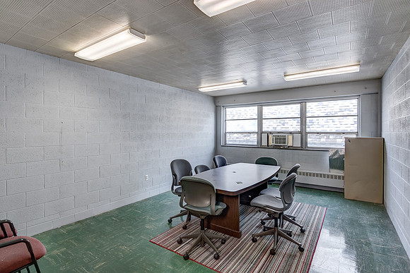 08 - Office-09