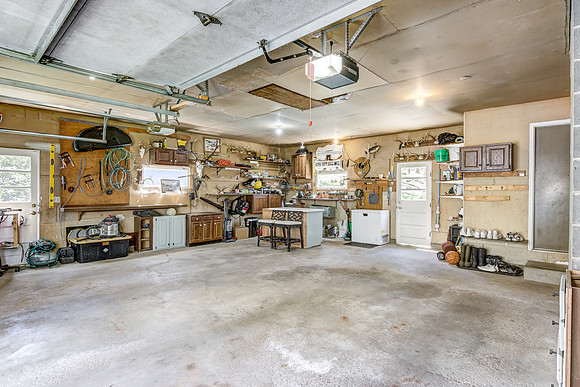 17a - Garage-1