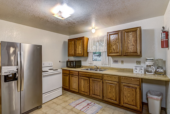 03 - Kitchen-1
