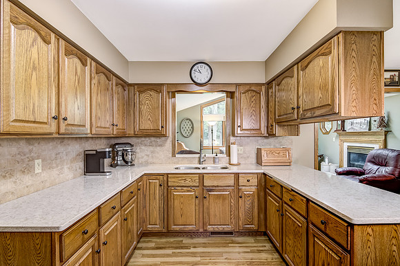 03 - Kitchen-3