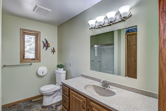 12b - Bathroom-2