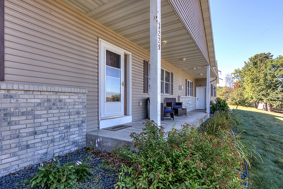 20 - Exterior-1