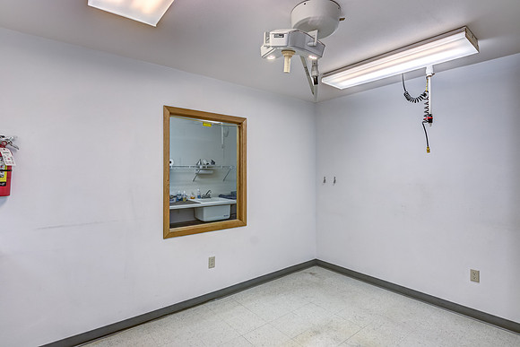 03 - main floor-13