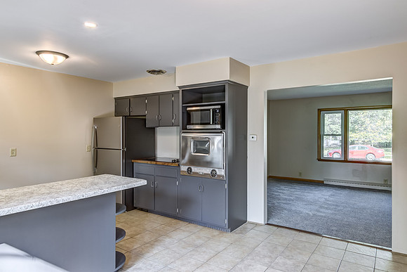 03 - Kitchen-1