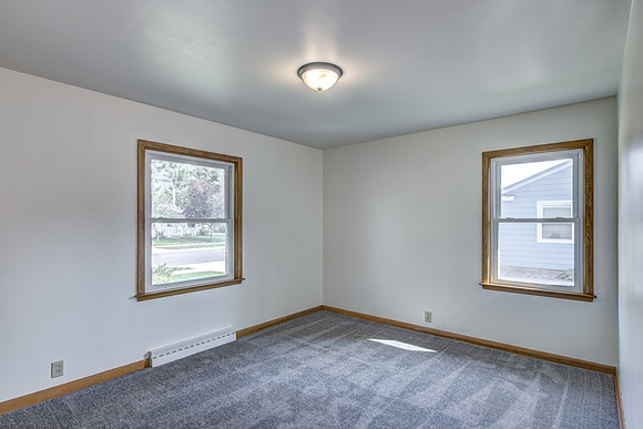 10 - Main Level Bedroom - 0-1