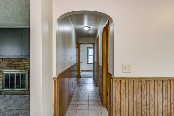 16A - Interior-1