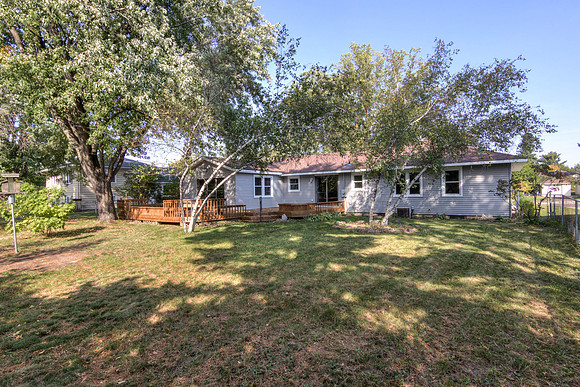 19 - Backyard-05