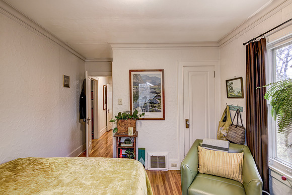 10 - Main Level Bedroom - 1-2