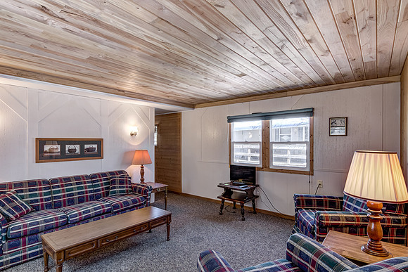 02 - Living Room-1