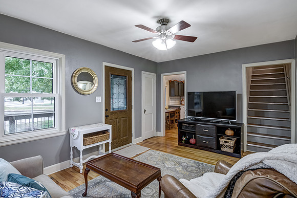 02 - Living Room-4