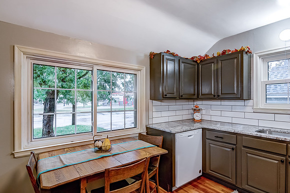 03 - Kitchen-3