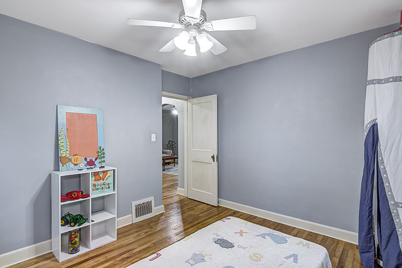 10 - Main Level Bedroom - 1-2