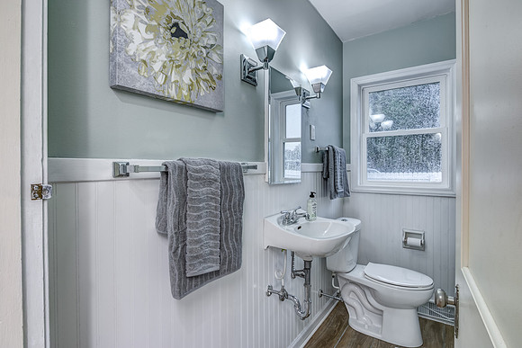 12b - Bathroom-1