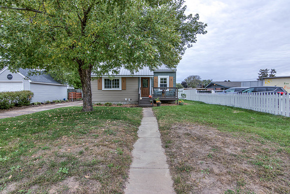 20 - Exterior-4