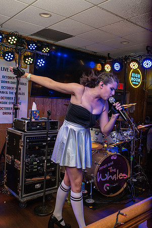 TLA_8136