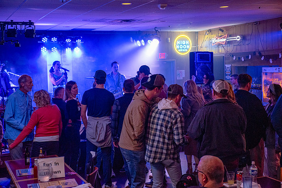 TLA_7765-Edit