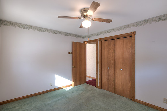 10 - Main Level Bedroom - 3-2