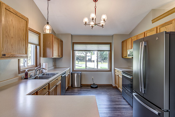 03 - Kitchen-2