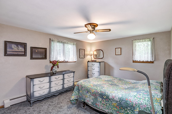 11 - Upper Level Bedroom - 2-1