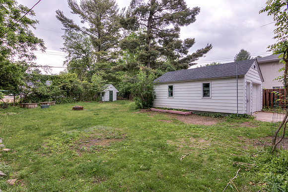 19 - Backyard-3