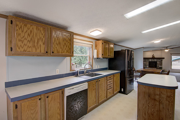 03 - Kitchen-3