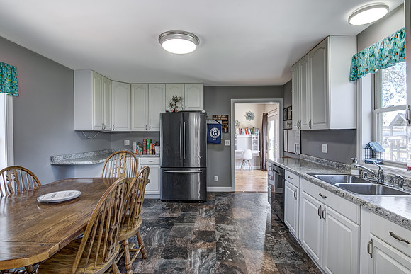 03 - Kitchen-5
