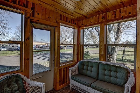 09 - Seasonal Porch-1-Edit