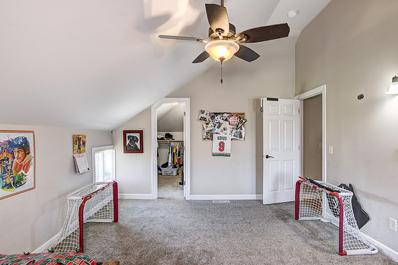 11 - Upper Level Bedroom - 2-2