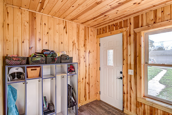 16c - mudroom-1-Edit