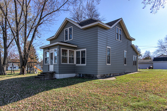 20 - Exterior-4