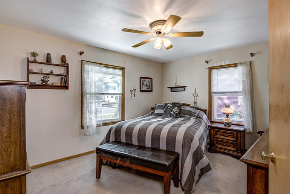 10 - Main Level Bedroom - 1-2