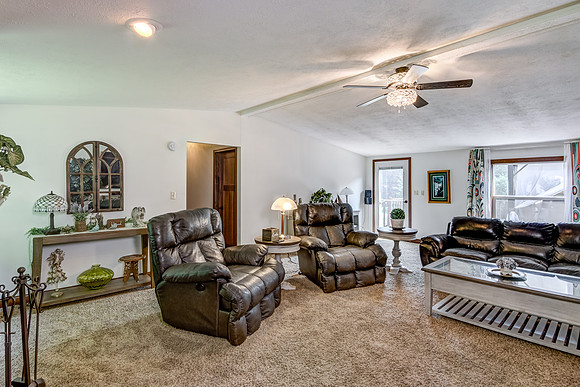 02 - Living Room-5